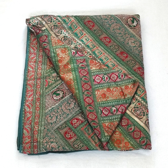 Unique Gorgeous Silk Green Patchwork Batik Bedspread / Tapestry from India - Picture 2 of 14